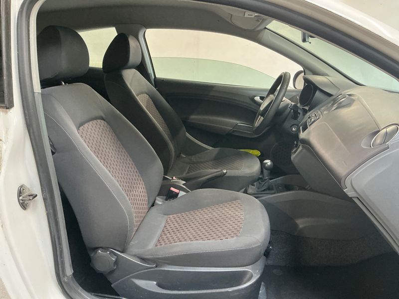 Seat Ibiza 1.4 TDI Reference 2010 – снимка 3