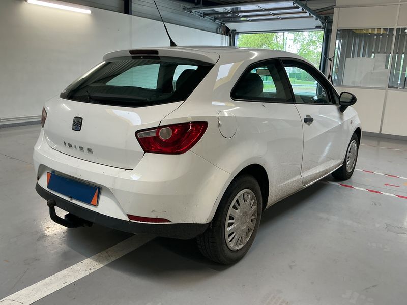 Seat Ibiza 1.4 TDI Reference 2010 – снимка 2