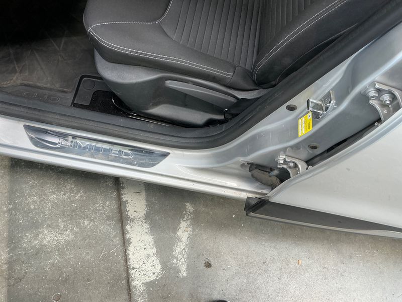 Renault Clio 0.9 Energy Limited 2017 – снимка 29