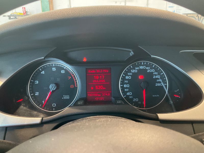 Audi A4 1.8 TFSI Attraction 2008 – снимка 4