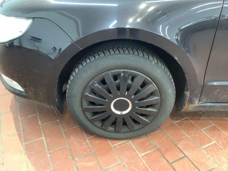 Skoda Superb 1.8 TSI Ambition 4x4 2011 – снимка 3