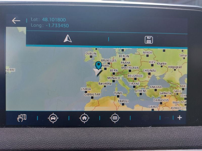 Peugeot 3008 1.6 Hybrid 4 300 GT 2020 – снимка 13