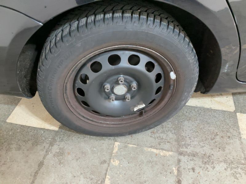Volkswagen Golf VI 1.6 TDI Comfortline BlueMotion Tech 2010 – снимка 18