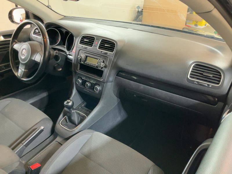 Volkswagen Golf VI 1.6 TDI Comfortline BlueMotion Tech 2010 – снимка 12