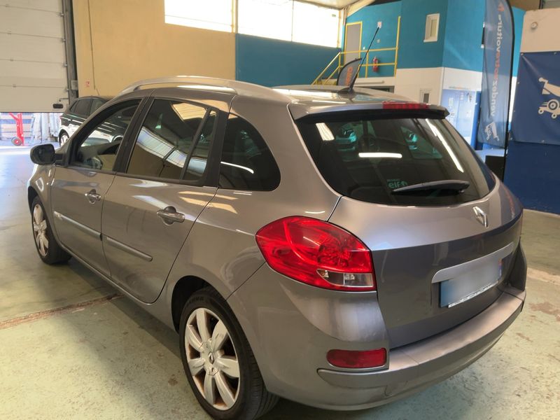 Renault Clio 1.5 dCi XV de France 2011 – снимка 6