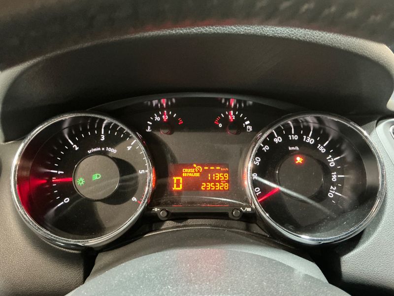 Peugeot 5008 2.0 HDi Business-Line 2013 – снимка 4