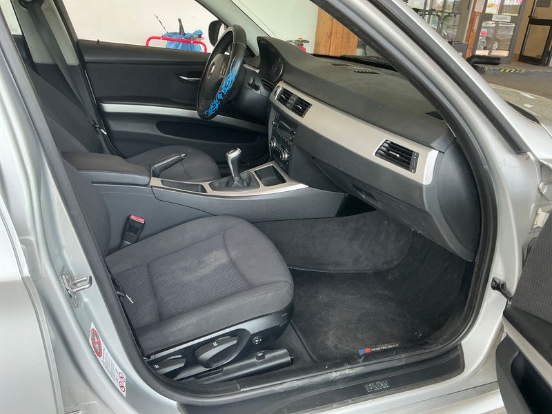 BMW 3er 318d 2009 – снимка 3