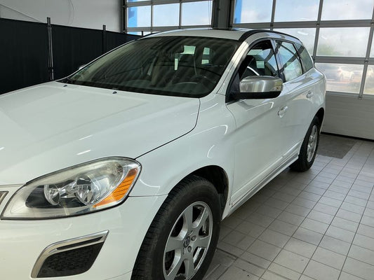 Volvo XC60 2.4 D5 R-Design AWD 2010 – снимка 2