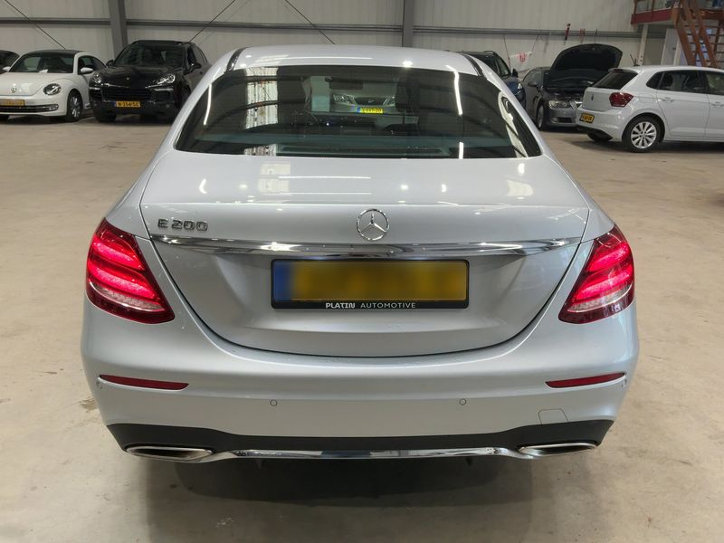 Mercedes-Benz E-Klasse E 200 AMG Line 2019 – снимка 7