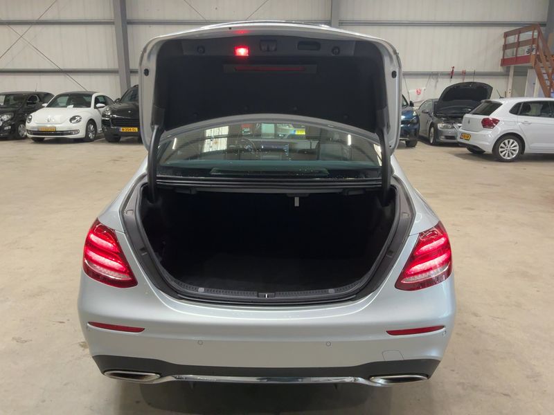 Mercedes-Benz E-Klasse E 200 AMG Line 2019 – снимка 15