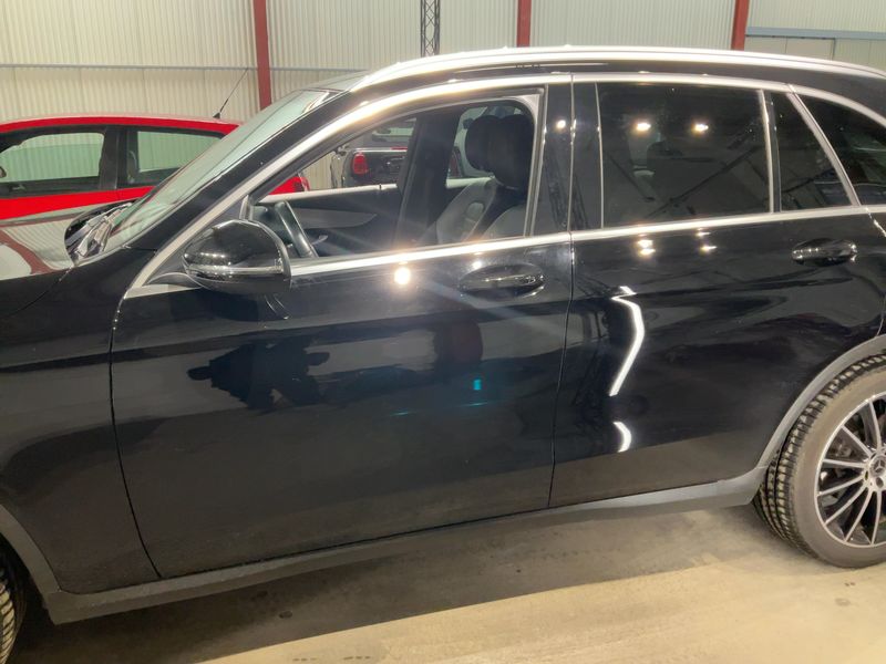 Mercedes-Benz GLC-Klasse GLC 200 d 4Matic AMG Line 2020 – снимка 4