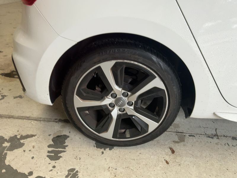 Audi A1 Sportback 30 TFSI S line 2019 – снимка 9