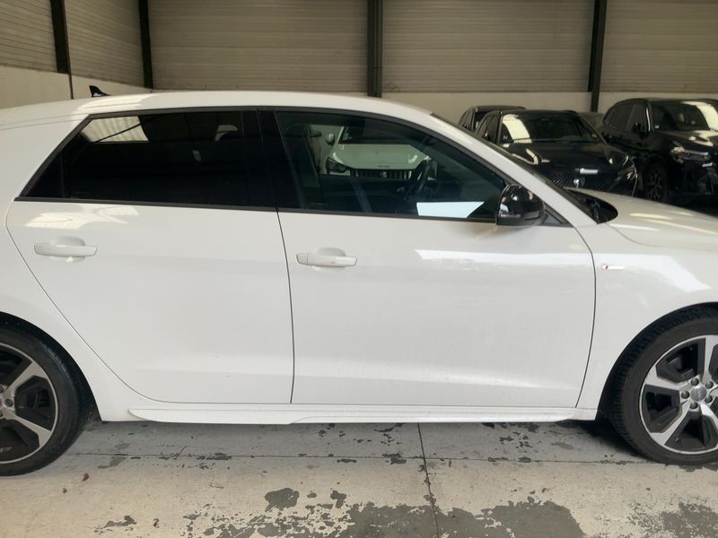 Audi A1 Sportback 30 TFSI S line 2019 – снимка 10