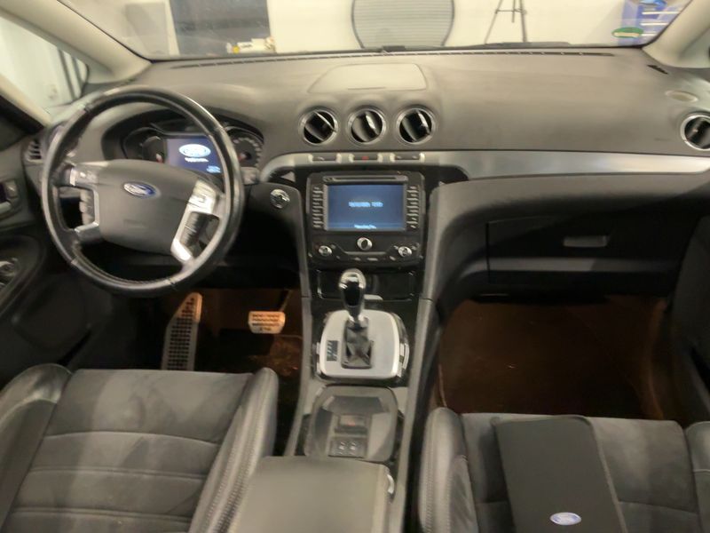 Ford S-Max 2.0 TDCi Titanium 2015 – снимка 17