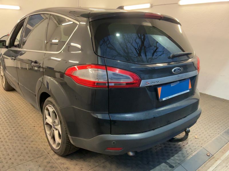 Ford S-Max 2.0 TDCi Titanium 2015 – снимка 6