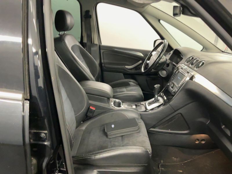 Ford S-Max 2.0 TDCi Titanium 2015 – снимка 16