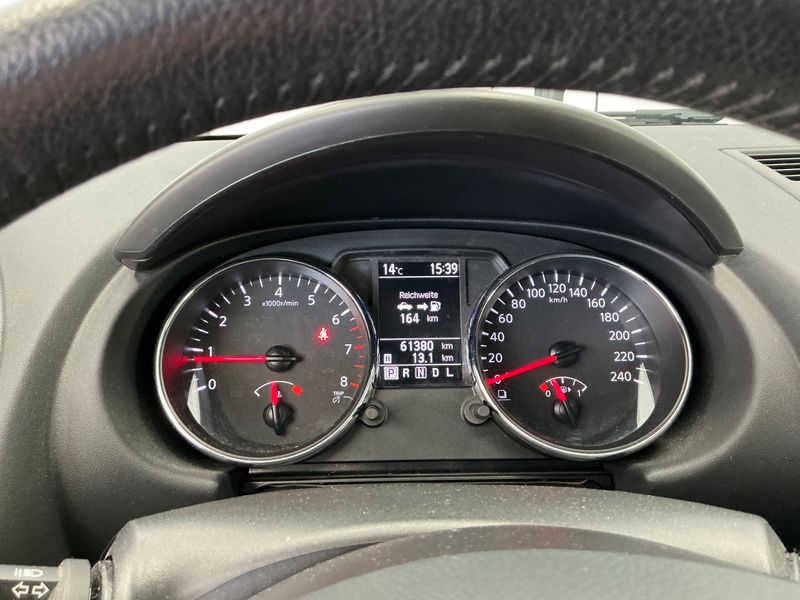 Nissan Qashqai 1.6 Acenta 2014 – снимка 19