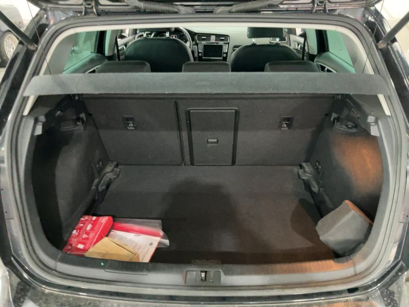 Volkswagen Golf VII 2.0 TDI Highline BlueMotion Tech 2014 – снимка 16