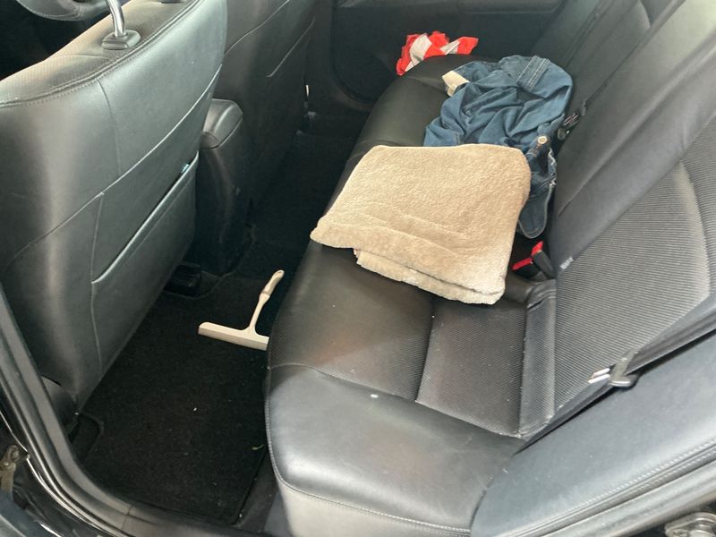 Toyota Avensis 2.2 D-4D Executive 2012 – снимка 36