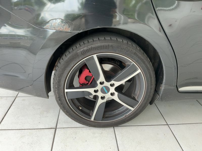 Toyota Avensis 2.2 D-4D Executive 2012 – снимка 9