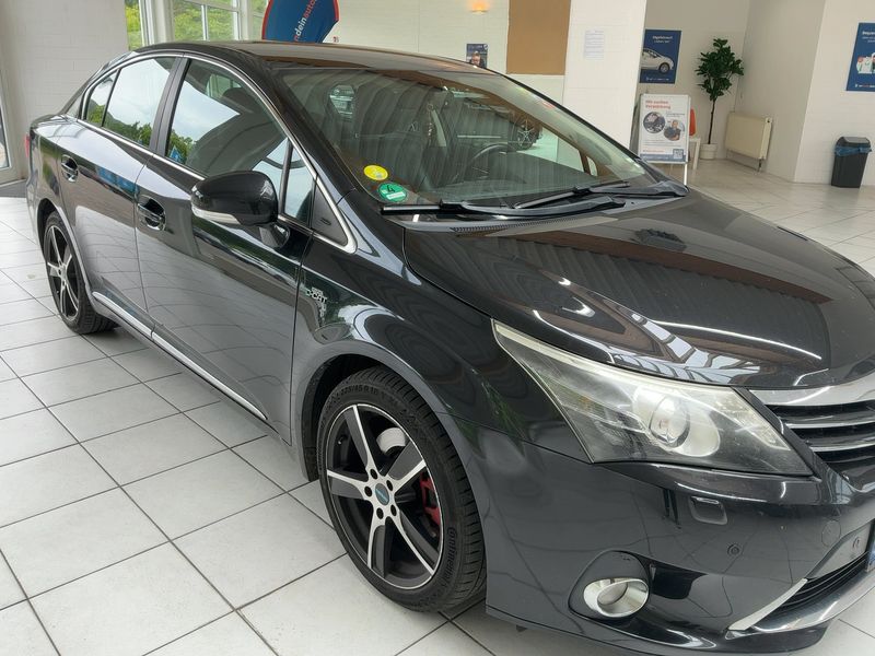 Toyota Avensis 2.2 D-4D Executive 2012 – снимка 12