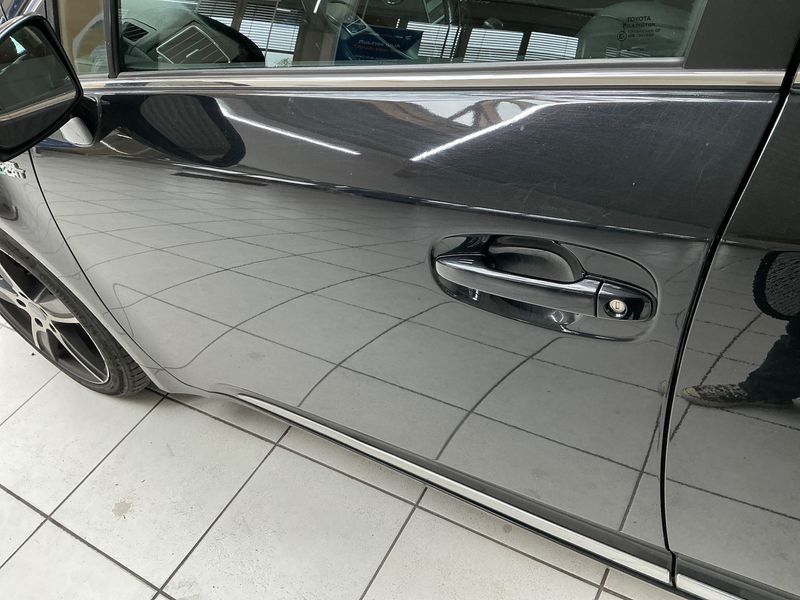 Toyota Avensis 2.2 D-4D Executive 2012 – снимка 25