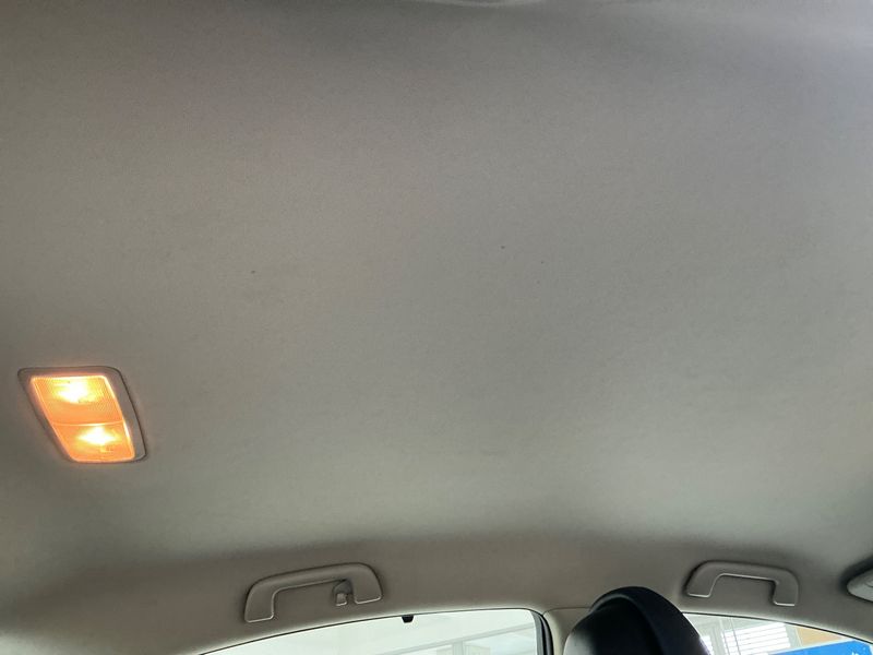 Toyota Avensis 2.2 D-4D Executive 2012 – снимка 34
