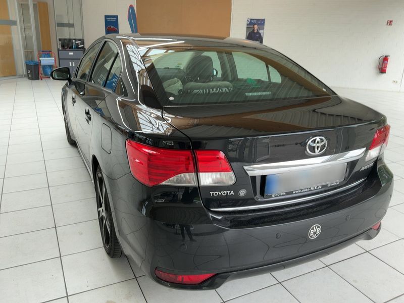 Toyota Avensis 2.2 D-4D Executive 2012 – снимка 6