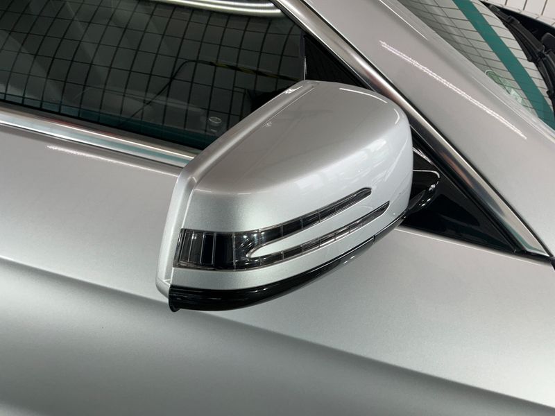 Mercedes-Benz E-Klasse E 250 CGI BlueEfficiency Avantgarde 2011 – снимка 22