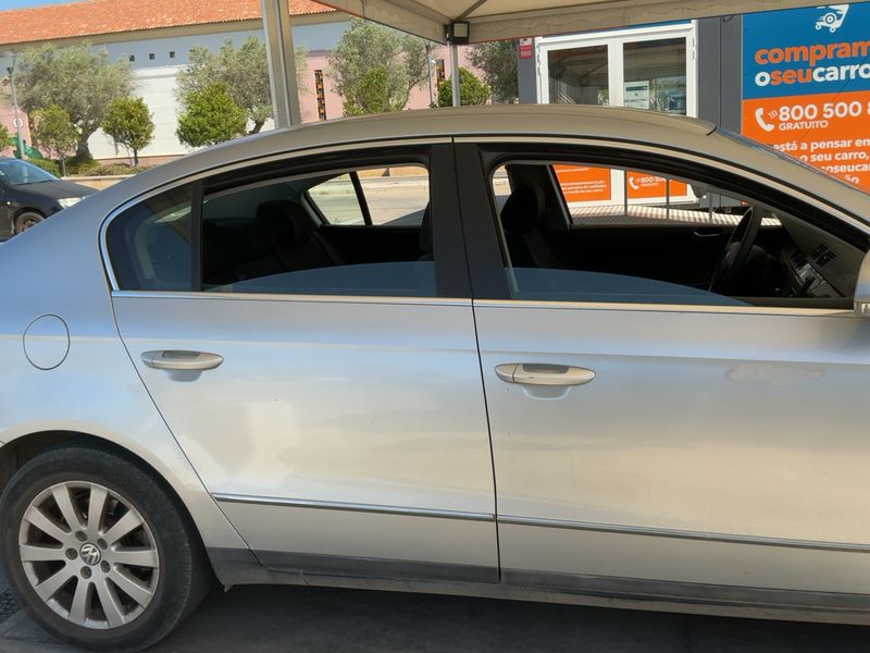 Volkswagen Passat 2.0 TDI Advance 2005 – снимка 10