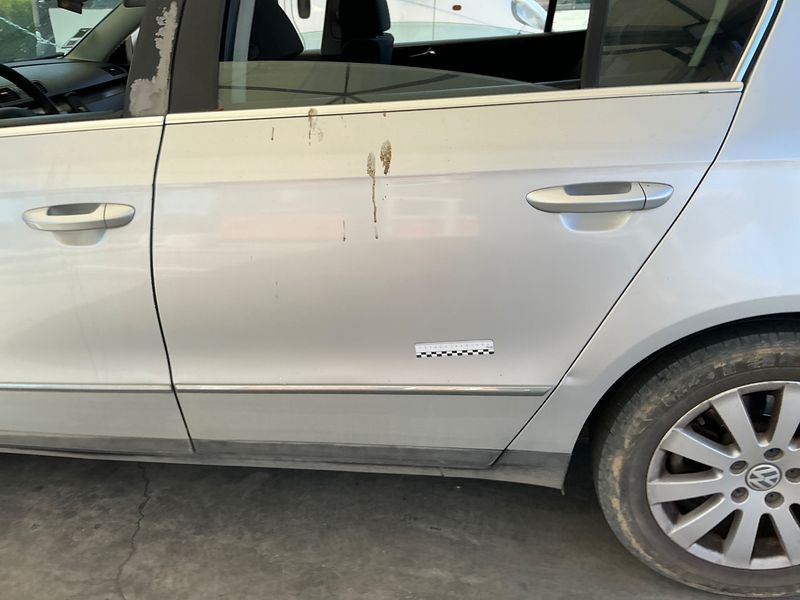 Volkswagen Passat 2.0 TDI Advance 2005 – снимка 35