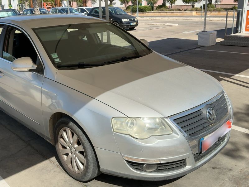 Volkswagen Passat 2.0 TDI Advance 2005 – снимка 12