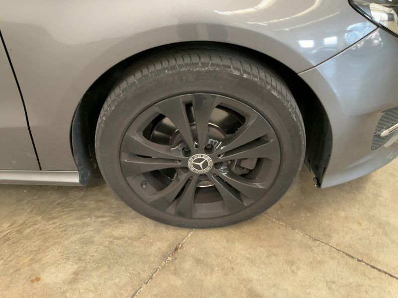 Mercedes-Benz B-Klasse B 250 AMG Sport 2018 – снимка 11