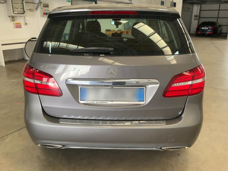 Mercedes-Benz B-Klasse B 250 AMG Sport 2018 – снимка 7