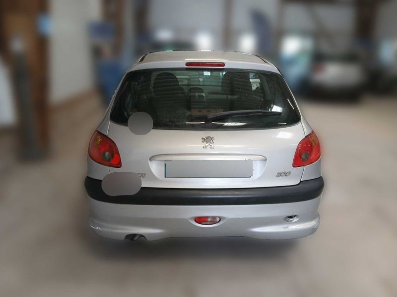 Peugeot 206 1.4 Pop Art 2003 – снимка 4