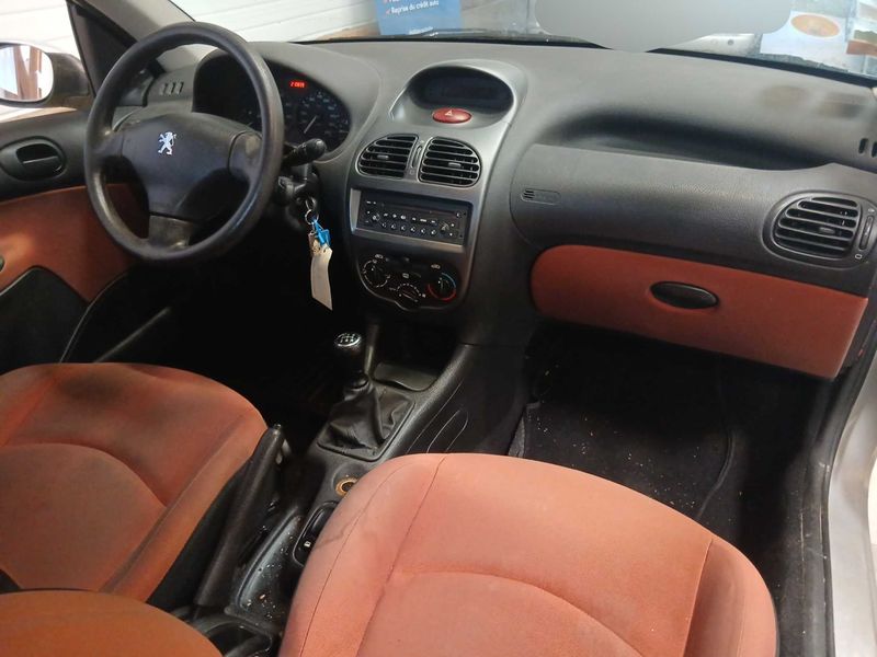Peugeot 206 1.4 Pop Art 2003 – снимка 11
