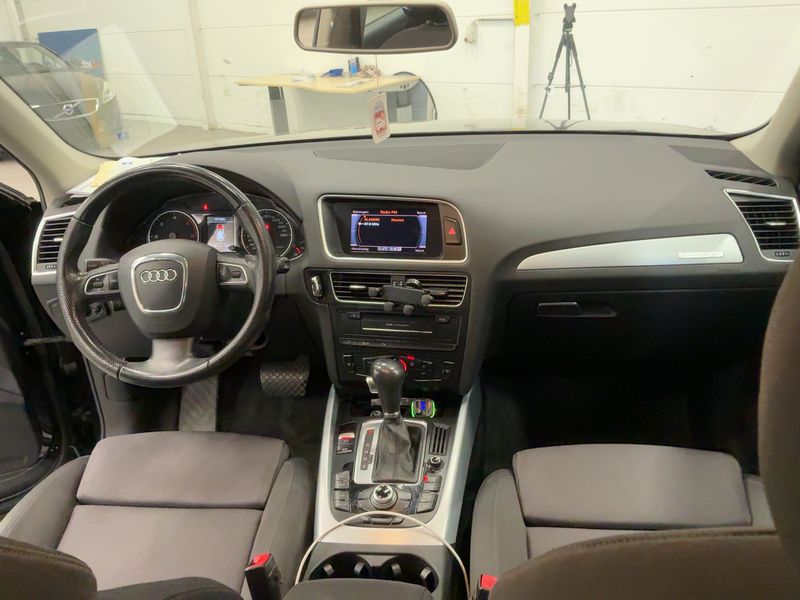 Audi Q5 2.0 TDI quattro 2012 – снимка 17