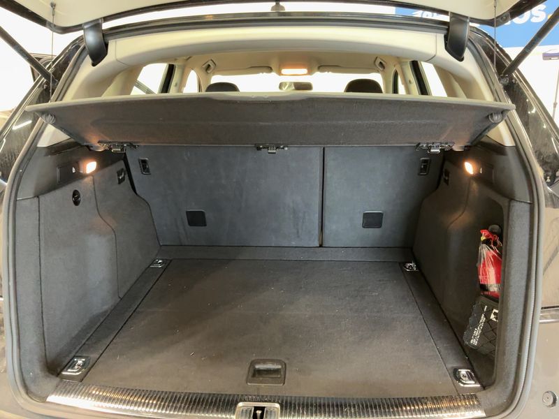 Audi Q5 2.0 TDI quattro 2012 – снимка 15