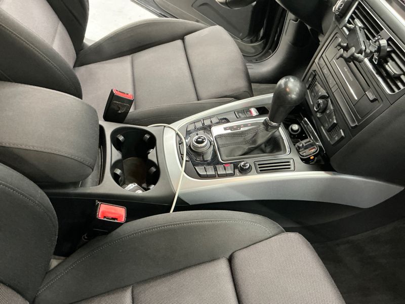 Audi Q5 2.0 TDI quattro 2012 – снимка 34