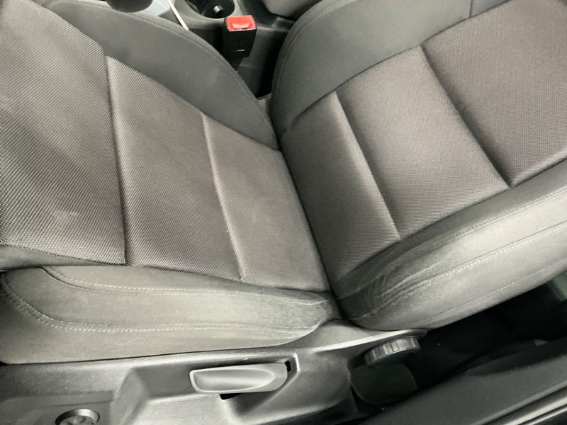 Audi Q5 2.0 TDI quattro 2012 – снимка 30
