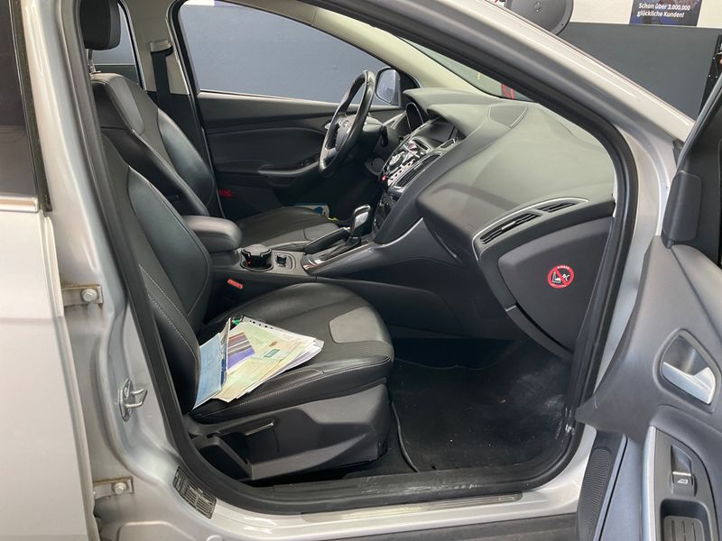 Ford Focus 2.0 TDCi Titanium 2014 – снимка 3