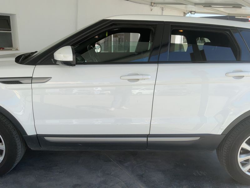 Land Rover Evoque 2.0 Td4 SE 2016 – снимка 4
