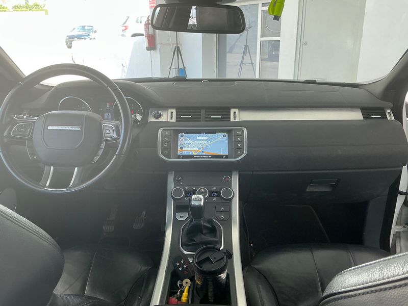 Land Rover Evoque 2.0 Td4 SE 2016 – снимка 17