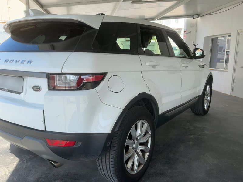 Land Rover Evoque 2.0 Td4 SE 2016 – снимка 8