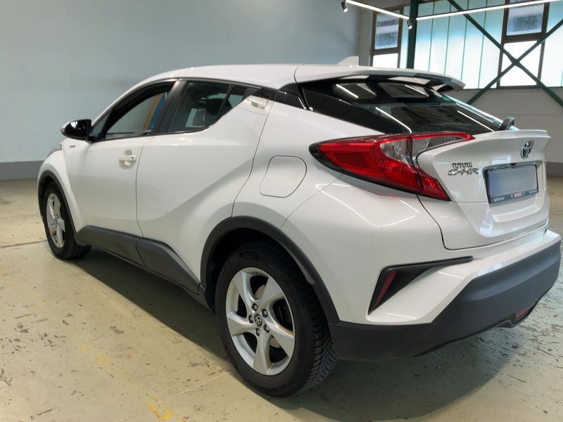 Toyota C-HR 1.8 Hybrid Flow 2018 – снимка 6