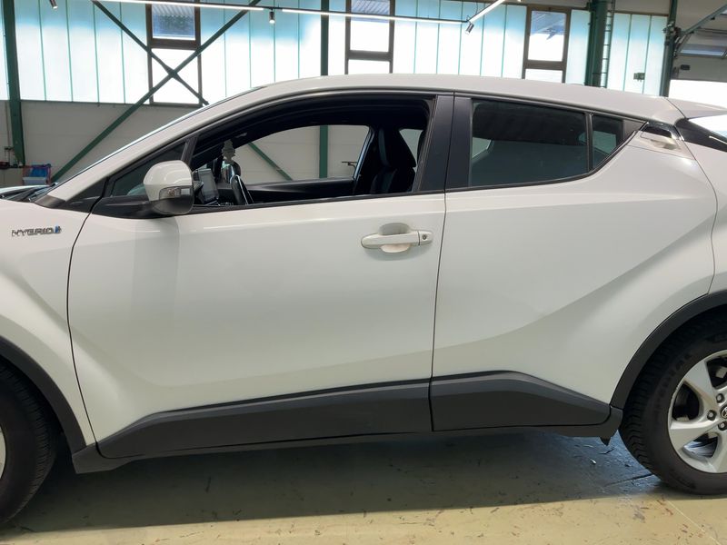Toyota C-HR 1.8 Hybrid Flow 2018 – снимка 4
