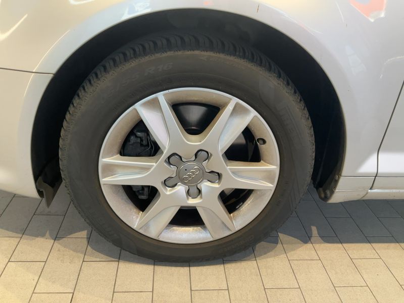 Audi A3 Sportback 2.0 TDI Attraction 2012 – снимка 3