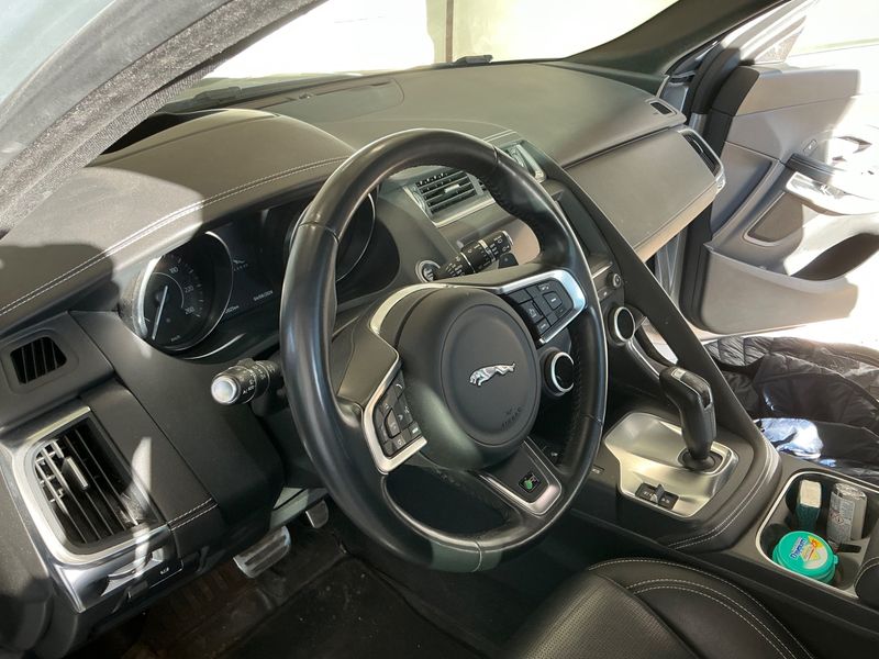 Jaguar E-Pace D240 R-Dynamic S AWD 2019 – снимка 21