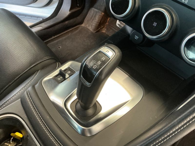 Jaguar E-Pace D240 R-Dynamic S AWD 2019 – снимка 23