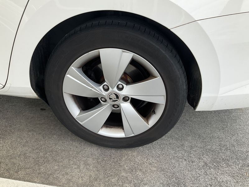 Skoda Superb 2.0 TDI Ambition 2016 – снимка 5